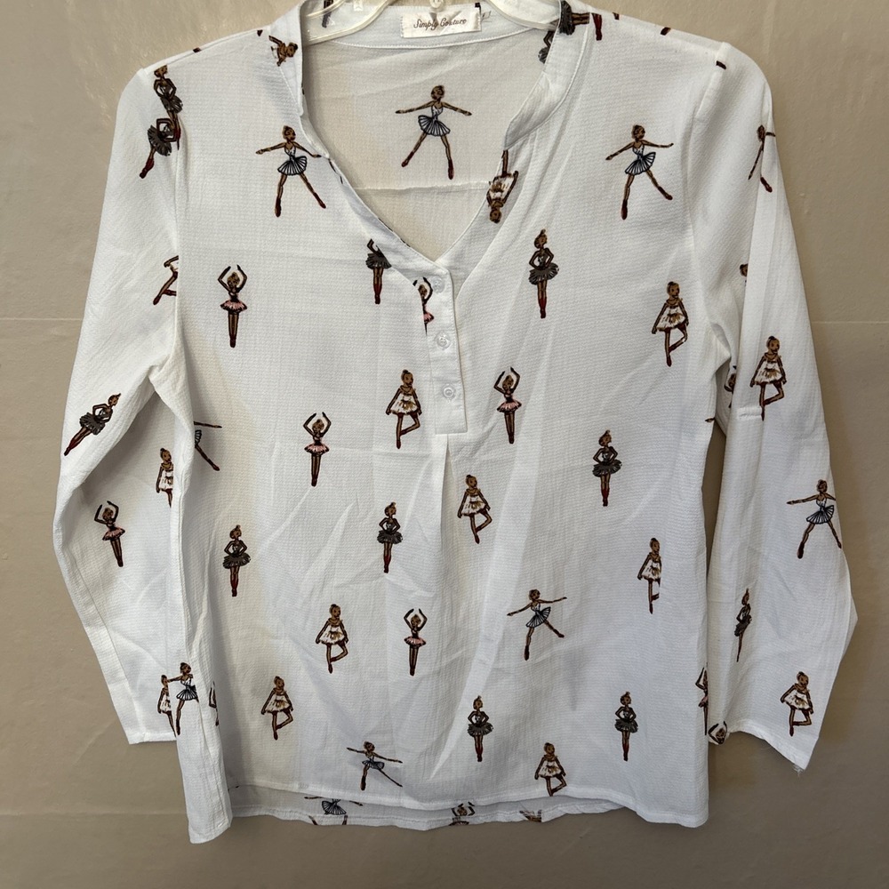 Simply Couture Large Creamโ Blouse Ballerinas Dance Convert Top Teacher Gift